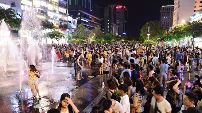 Nguyen Hue Walking Street